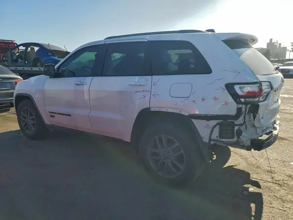 1C4RJEAG8GC479967 2016 JEEP GRAND CHEROKEE - Image 2