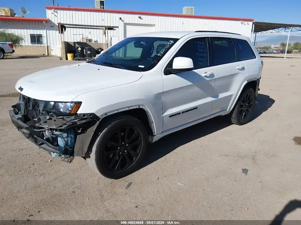1C4RJEAG8HC708018 2017 JEEP GRAND CHEROKEE - Image 2