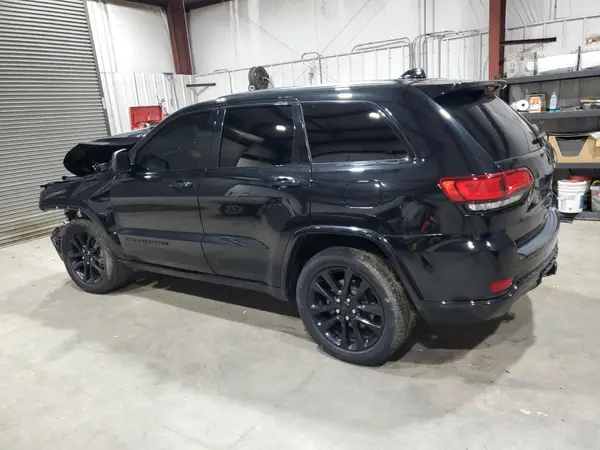 1C4RJEAG8HC717284 2017 JEEP GRAND CHEROKEE - Image 2