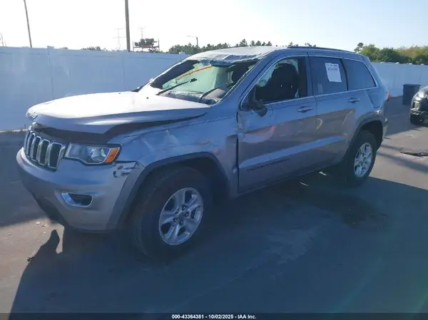 1C4RJEAG8HC773659 2017 JEEP GRAND CHEROKEE - Image 2