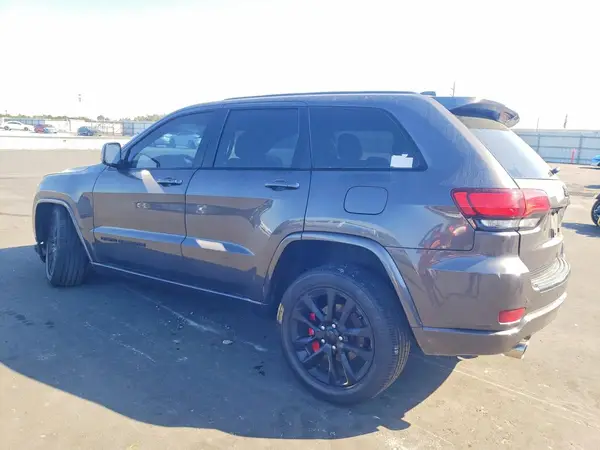 1C4RJEAG8HC819863 2017 JEEP GRAND CHEROKEE - Image 2