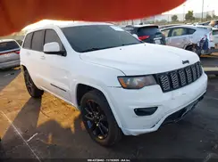 1C4RJEAG8HC823220 2017 JEEP GRAND CHEROKEE