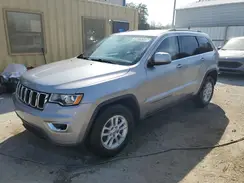 1C4RJEAG8JC125762 2018 JEEP GRAND CHEROKEE