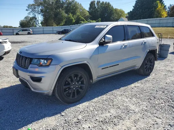 1C4RJEAG8JC228339 2018 JEEP GRAND CHEROKEE - Image 1