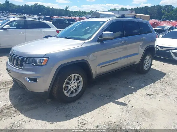 1C4RJEAG8JC253497 2018 JEEP GRAND CHEROKEE - Image 2