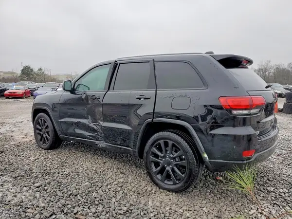 1C4RJEAG8JC300527 2018 JEEP GRAND CHEROKEE - Image 2