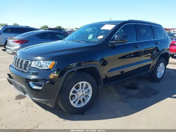1C4RJEAG8JC311964 2018 JEEP GRAND CHEROKEE - Image 2
