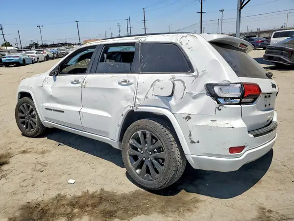 1C4RJEAG8JC323113 2018 JEEP GRAND CHEROKEE - Image 2