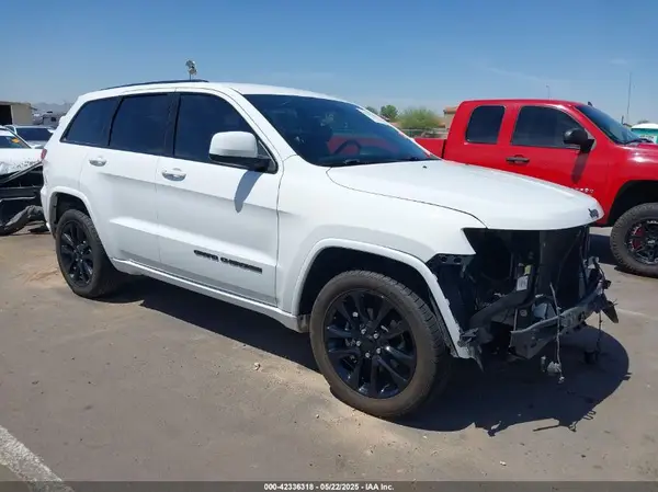 1C4RJEAG8JC380640 2018 JEEP GRAND CHEROKEE - Image 1