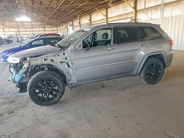 1C4RJEAG8JC391699 2018 JEEP GRAND CHEROKEE - Image 1