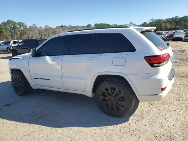 1C4RJEAG8JC428265 2018 JEEP GRAND CHEROKEE - Image 2
