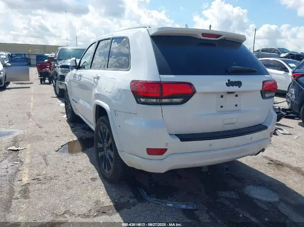 1C4RJEAG8JC429092 2018 JEEP GRAND CHEROKEE - Image 3