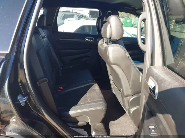 1C4RJEAG8JC431019 2018 JEEP GRAND CHEROKEE - Image 8