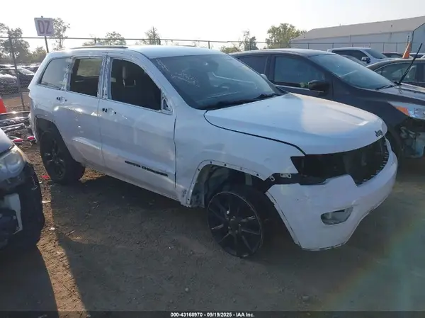 1C4RJEAG8JC438567 2018 JEEP GRAND CHEROKEE - Image 1