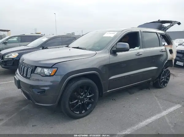1C4RJEAG8KC704624 2019 JEEP GRAND CHEROKEE - Image 2