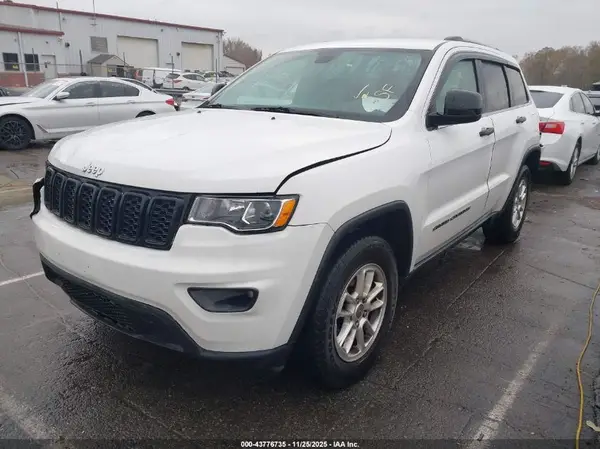 1C4RJEAG8KC752365 2019 JEEP GRAND CHEROKEE - Image 2