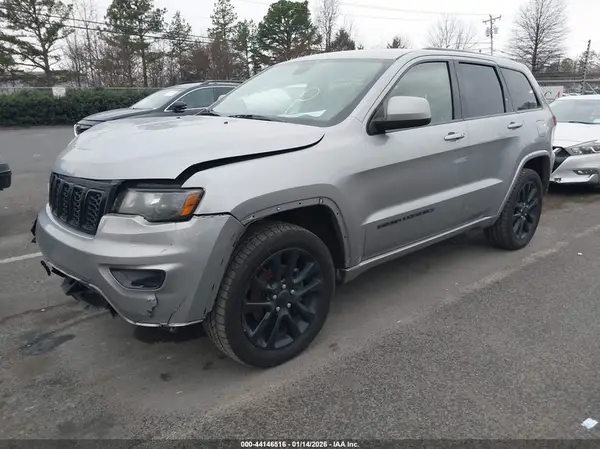 1C4RJEAG8KC856922 2019 JEEP GRAND CHEROKEE - Image 2