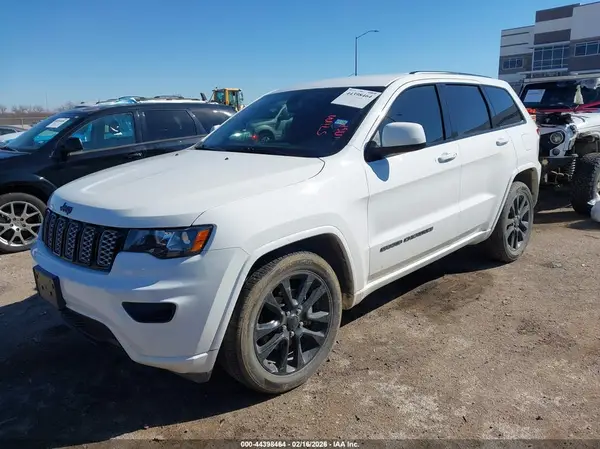 1C4RJEAG8LC128602 2020 JEEP GRAND CHEROKEE - Image 2