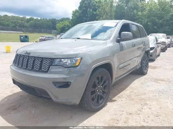 1C4RJEAG8MC631144 2021 JEEP GRAND CHEROKEE - Image 2