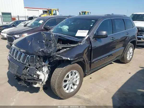 1C4RJEAG8MC813216 2021 JEEP GRAND CHEROKEE - Image 2