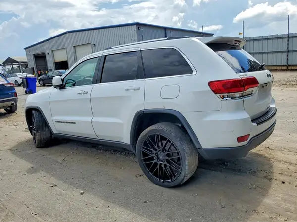 1C4RJEAG9HC614679 2017 JEEP GRAND CHEROKEE - Image 2
