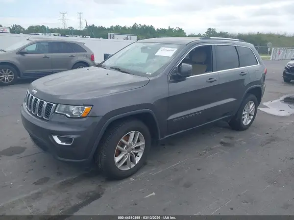 1C4RJEAG9HC685879 2017 JEEP GRAND CHEROKEE - Image 2