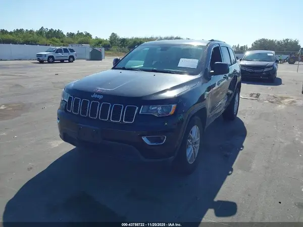 1C4RJEAG9HC696607 2017 JEEP GRAND CHEROKEE - Image 2