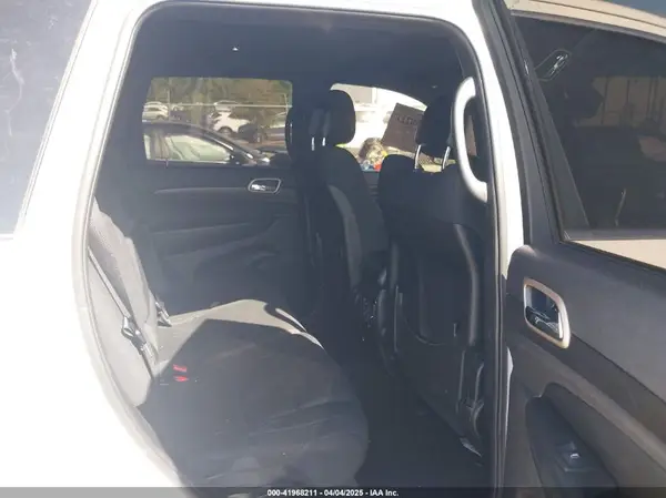 1C4RJEAG9HC731159 2017 JEEP GRAND CHEROKEE - Image 8