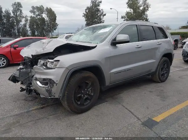 1C4RJEAG9HC740248 2017 JEEP GRAND CHEROKEE - Image 2