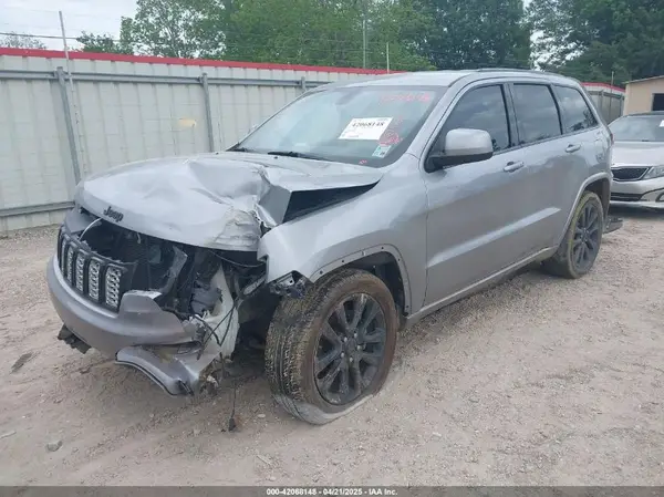 1C4RJEAG9HC788932 2017 JEEP GRAND CHEROKEE - Image 2