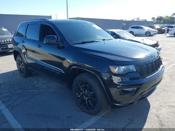 1C4RJEAG9HC888206 2017 JEEP GRAND CHEROKEE - Image 1