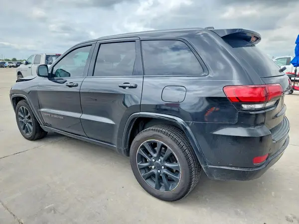 1C4RJEAG9JC110056 2018 JEEP GRAND CHEROKEE - Image 2