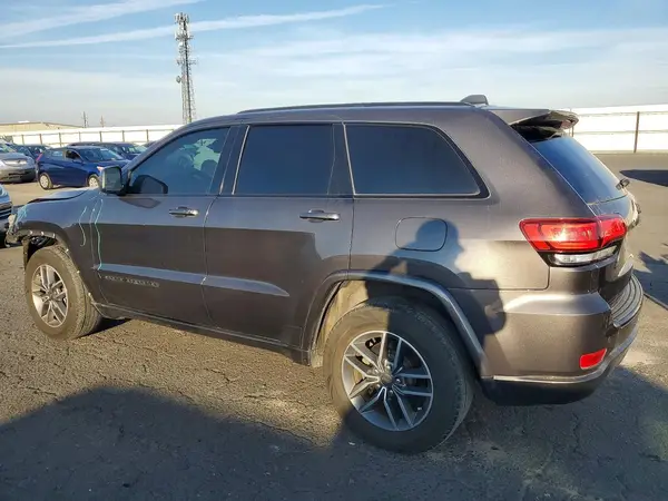 1C4RJEAG9JC145146 2018 JEEP GRAND CHEROKEE - Image 2