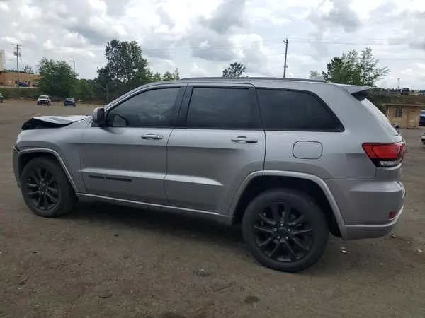 1C4RJEAG9JC246753 2018 JEEP GRAND CHEROKEE - Image 2