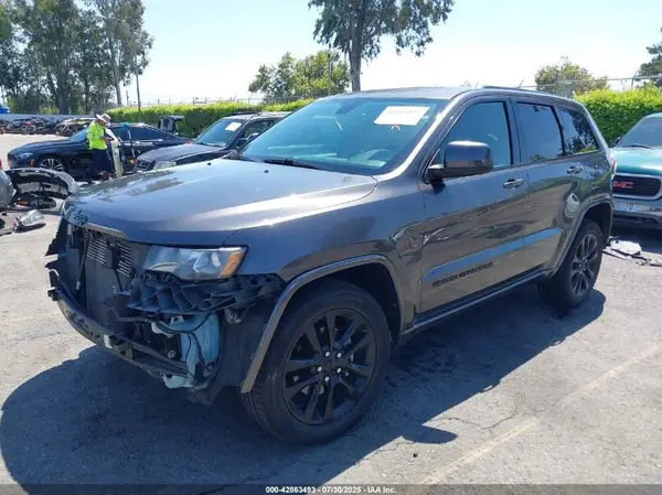 1C4RJEAGXHC745698 2017 JEEP GRAND CHEROKEE - Image 2