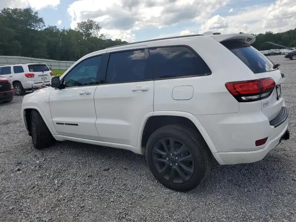 1C4RJEAGXJC168757 2018 JEEP GRAND CHEROKEE - Image 2