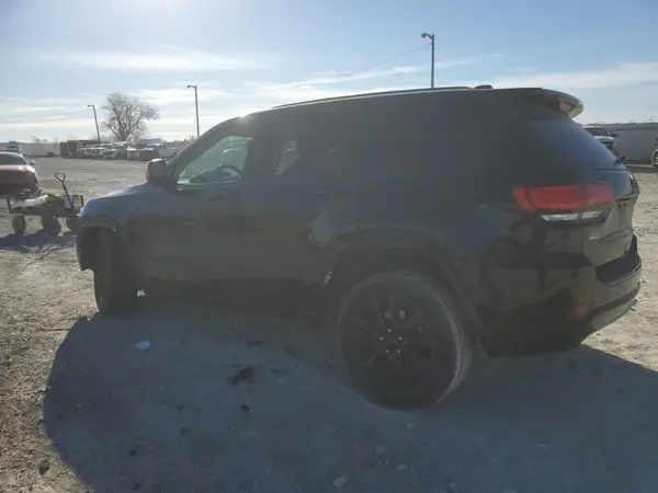 1C4RJEAGXJC175224 2018 JEEP GRAND CHEROKEE - Image 2