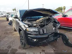 1C4RJEAGXJC392451 2018 JEEP GRAND CHEROKEE