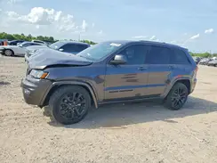 1C4RJEAGXJC402458 2018 JEEP GRAND CHEROKEE