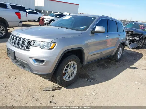 1C4RJEAGXJC429126 2018 JEEP GRAND CHEROKEE - Image 2