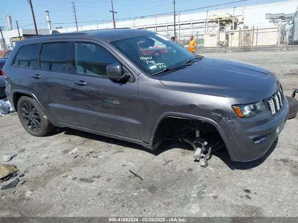 1C4RJEAGXJC437758 2018 JEEP GRAND CHEROKEE - Image 1
