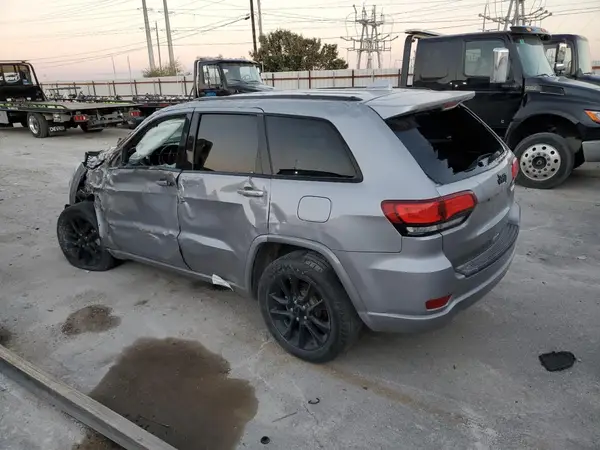 1C4RJEAGXJC489097 2018 JEEP GRAND CHEROKEE - Image 2