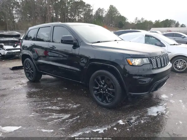 1C4RJEAGXJC493621 2018 JEEP GRAND CHEROKEE - Image 1