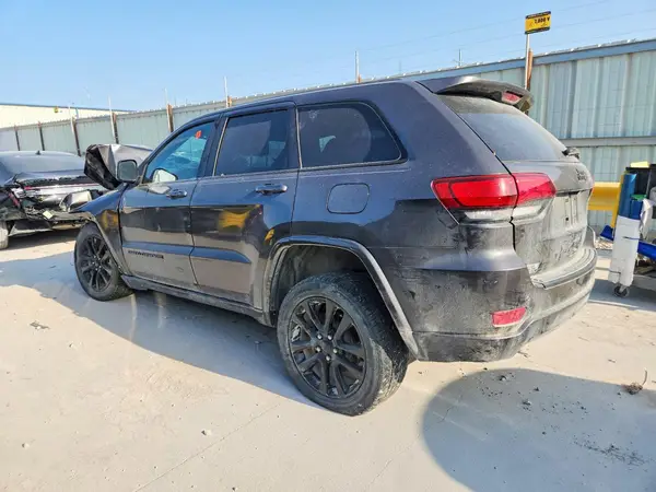 1C4RJEAGXJC512149 2018 JEEP GRAND CHEROKEE - Image 2