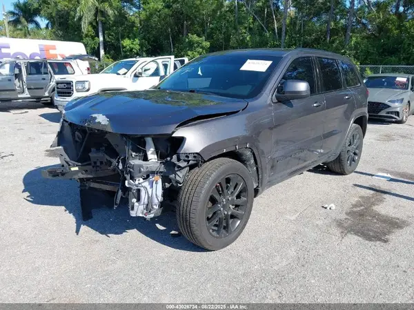 1C4RJEAGXLC244965 2020 JEEP GRAND CHEROKEE - Image 2