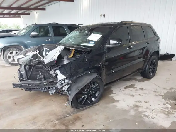 1C4RJEAGXLC392047 2020 JEEP GRAND CHEROKEE - Image 2