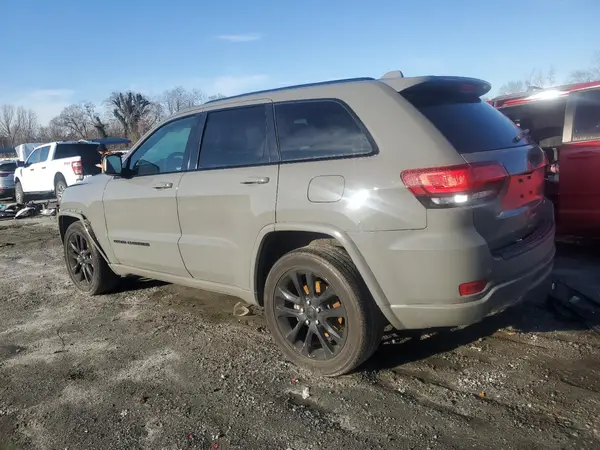 1C4RJEAGXLC429615 2020 JEEP GRAND CHEROKEE - Image 2