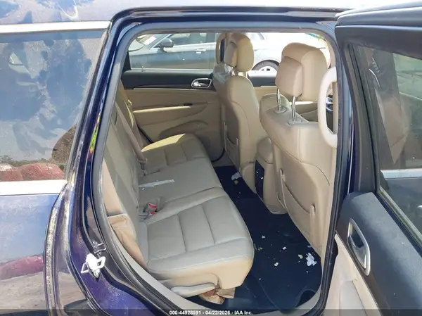 1C4RJEBG0HC647665 2017 JEEP GRAND CHEROKEE - Image 8
