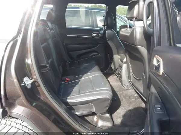 1C4RJEBG0HC731811 2017 JEEP GRAND CHEROKEE - Image 8