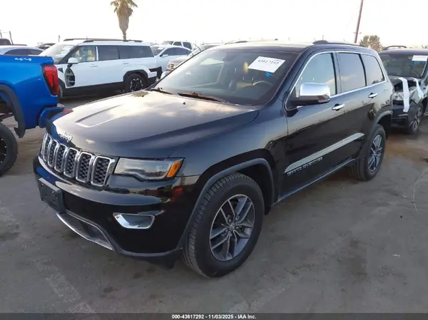 1C4RJEBG0HC779700 2017 JEEP GRAND CHEROKEE - Image 2